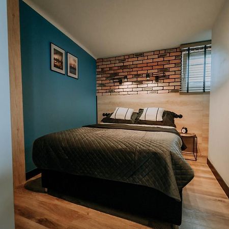 シュチェチンMini Loft Na Dachuアパートメント エクステリア 写真
